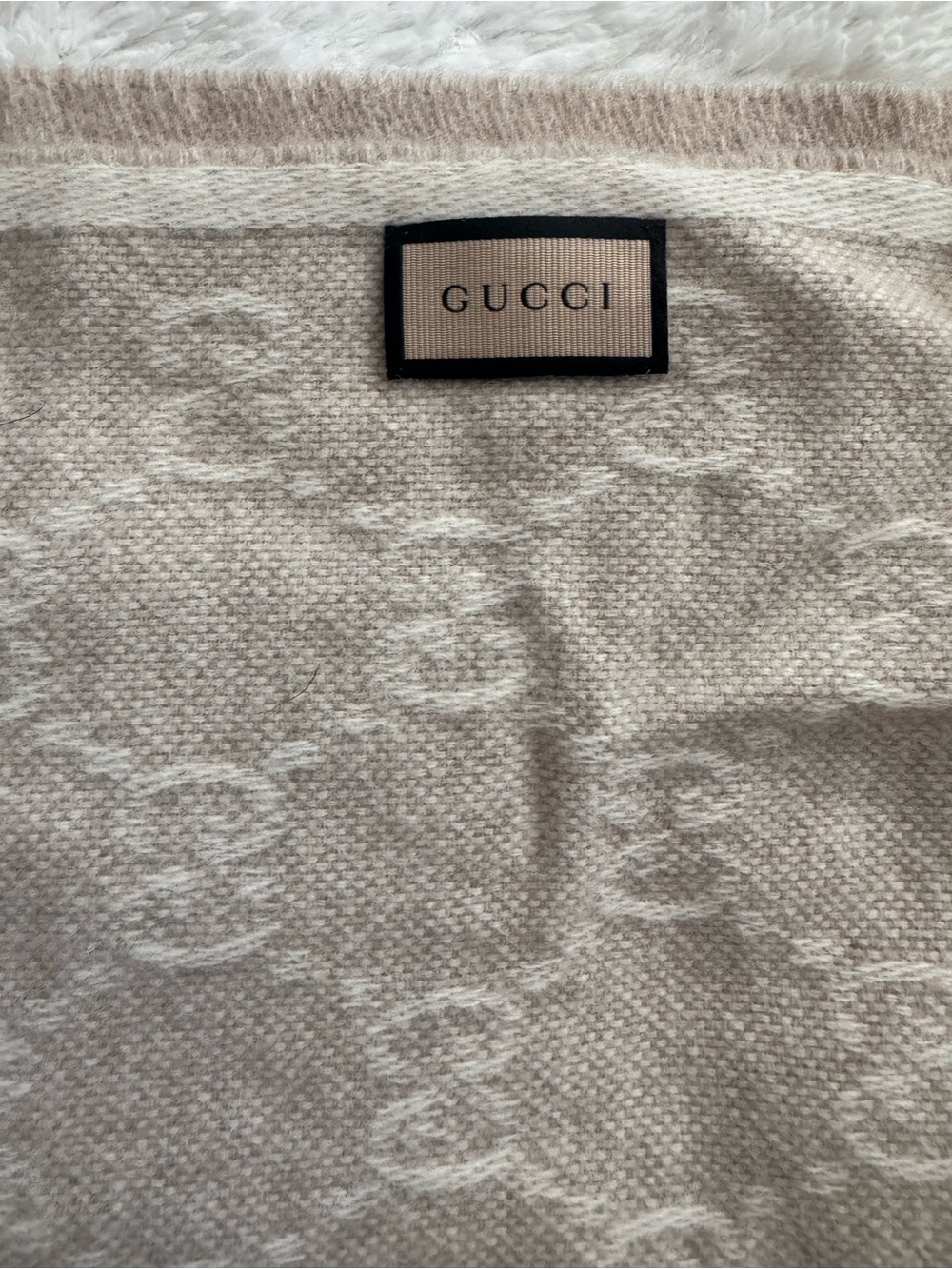 Gucci Beige Scarf with Red and Navy Stripes - Picture 8 of 8
